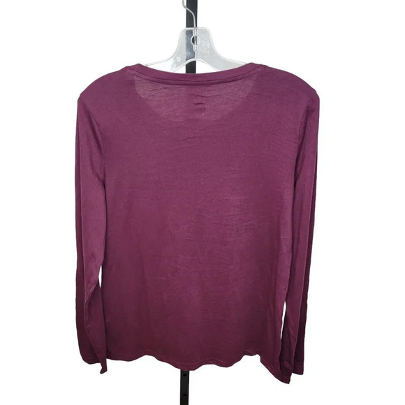 Kohls Graphic Long Sleeve Top - Picture 3 of 3